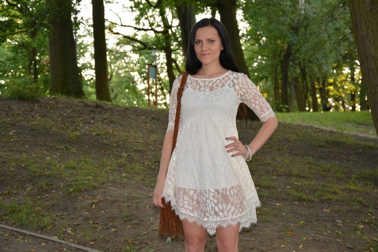 biała sukienka blog